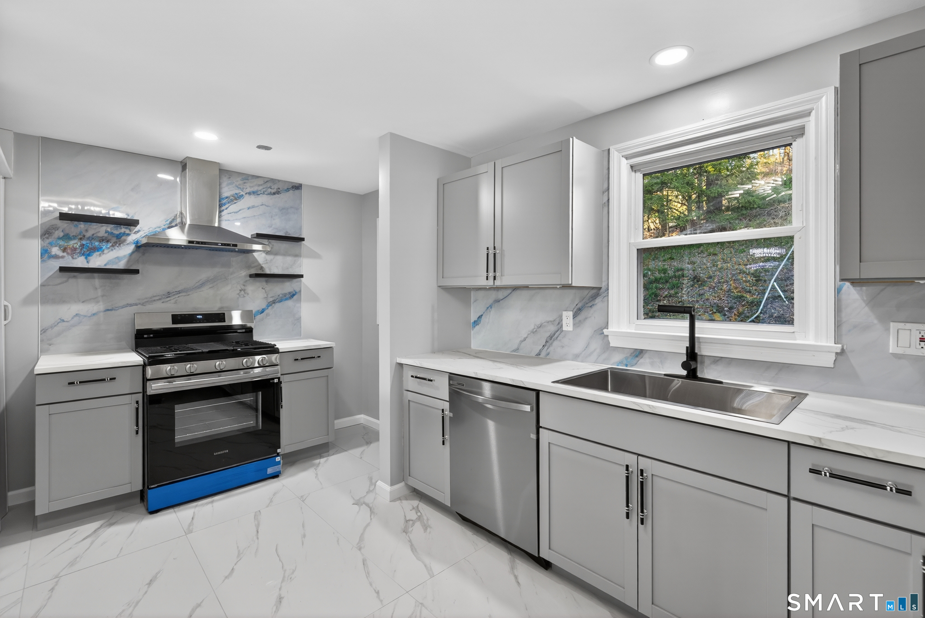 46 North Cliff Street Ansonia CT 06401