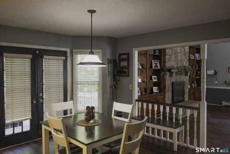 18 Hickory Lane New Fairfield CT 06812