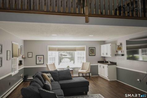 18 Hickory Lane New Fairfield CT 06812