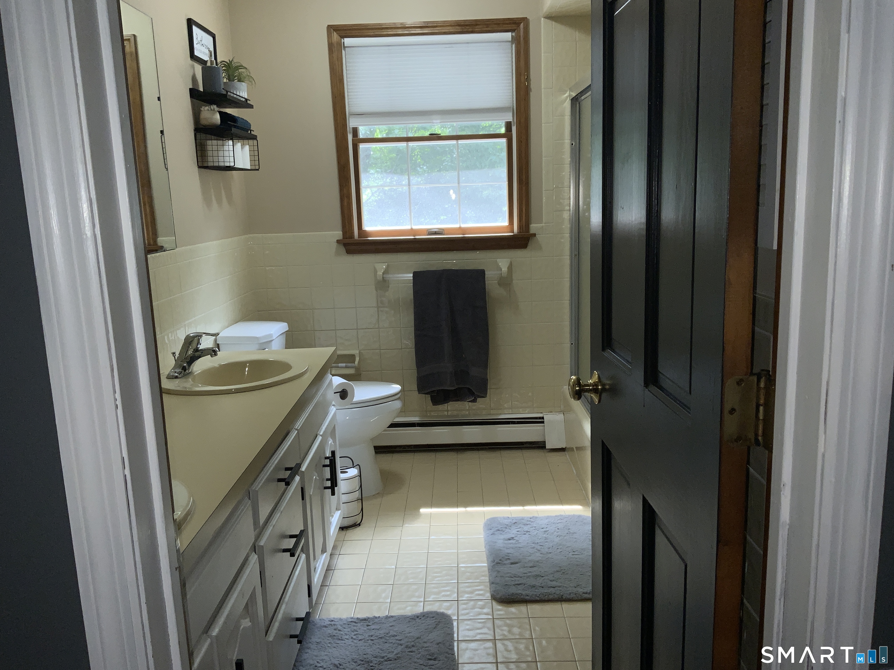 18 Hickory Lane New Fairfield CT 06812