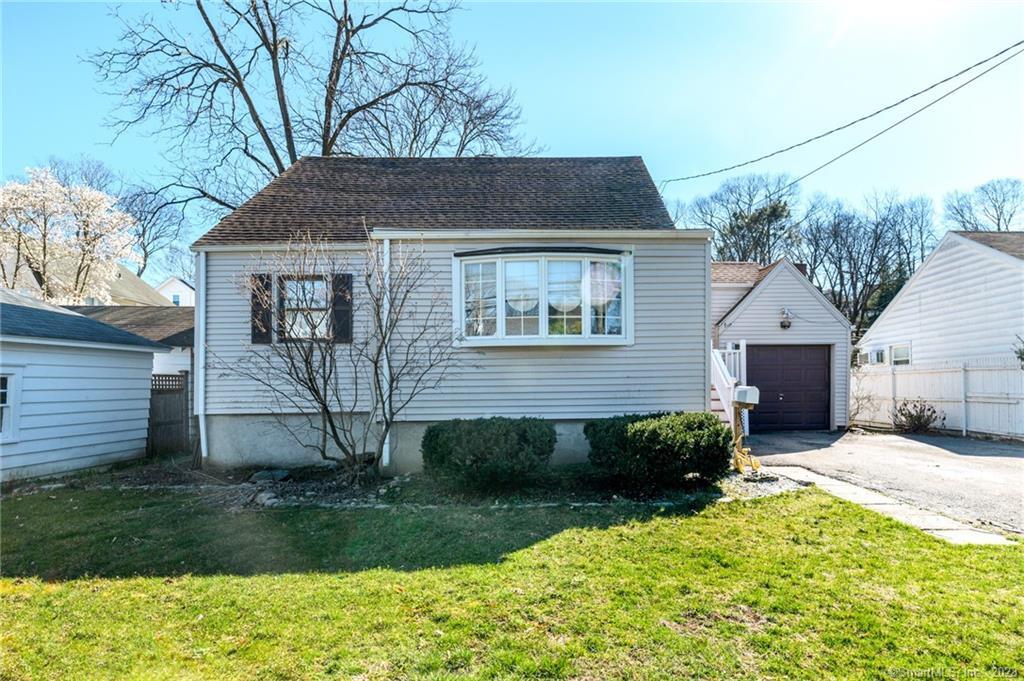 52 Arlington Road Stamford CT 06902