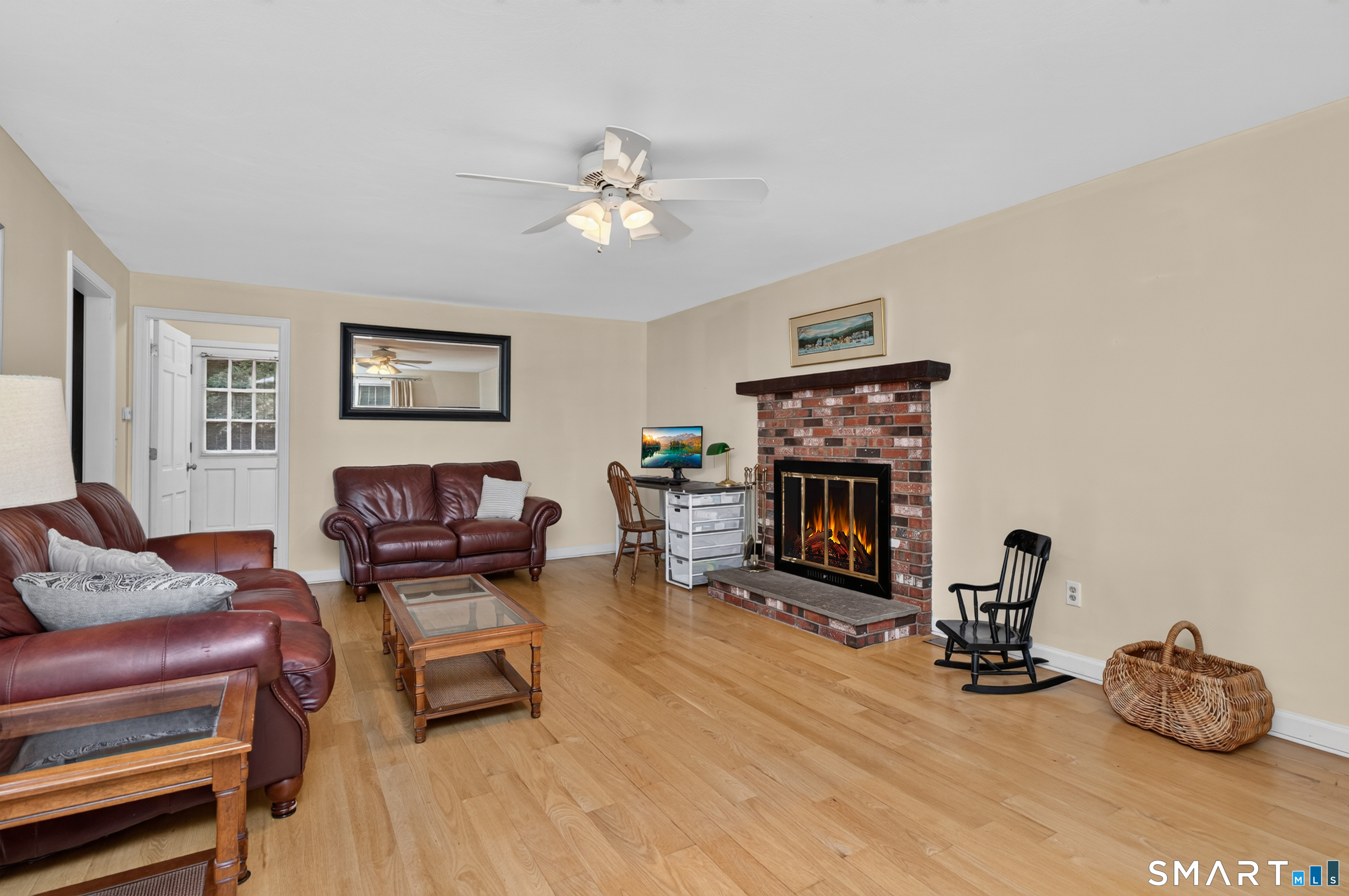 6 Hemlock Lane Avon CT 06001