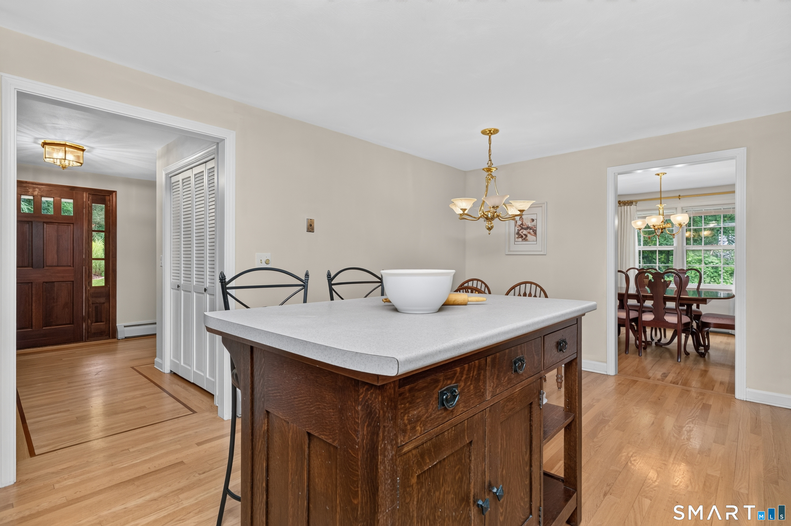 6 Hemlock Lane Avon CT 06001