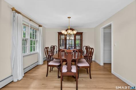 6 Hemlock Lane Avon CT 06001