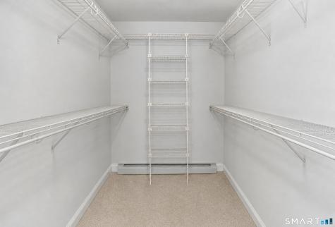 6 Hemlock Lane Avon CT 06001