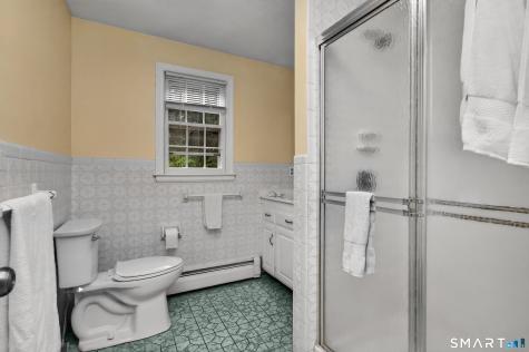 6 Hemlock Lane Avon CT 06001