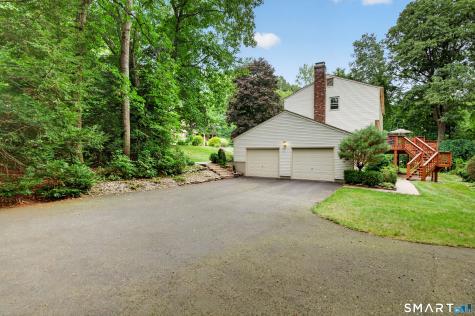 6 Hemlock Lane Avon CT 06001