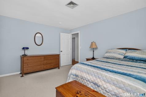 6 Hemlock Lane Avon CT 06001