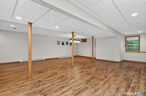 6 Hemlock Lane Avon CT 06001