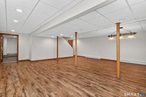 6 Hemlock Lane Avon CT 06001