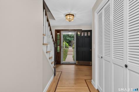 6 Hemlock Lane Avon CT 06001