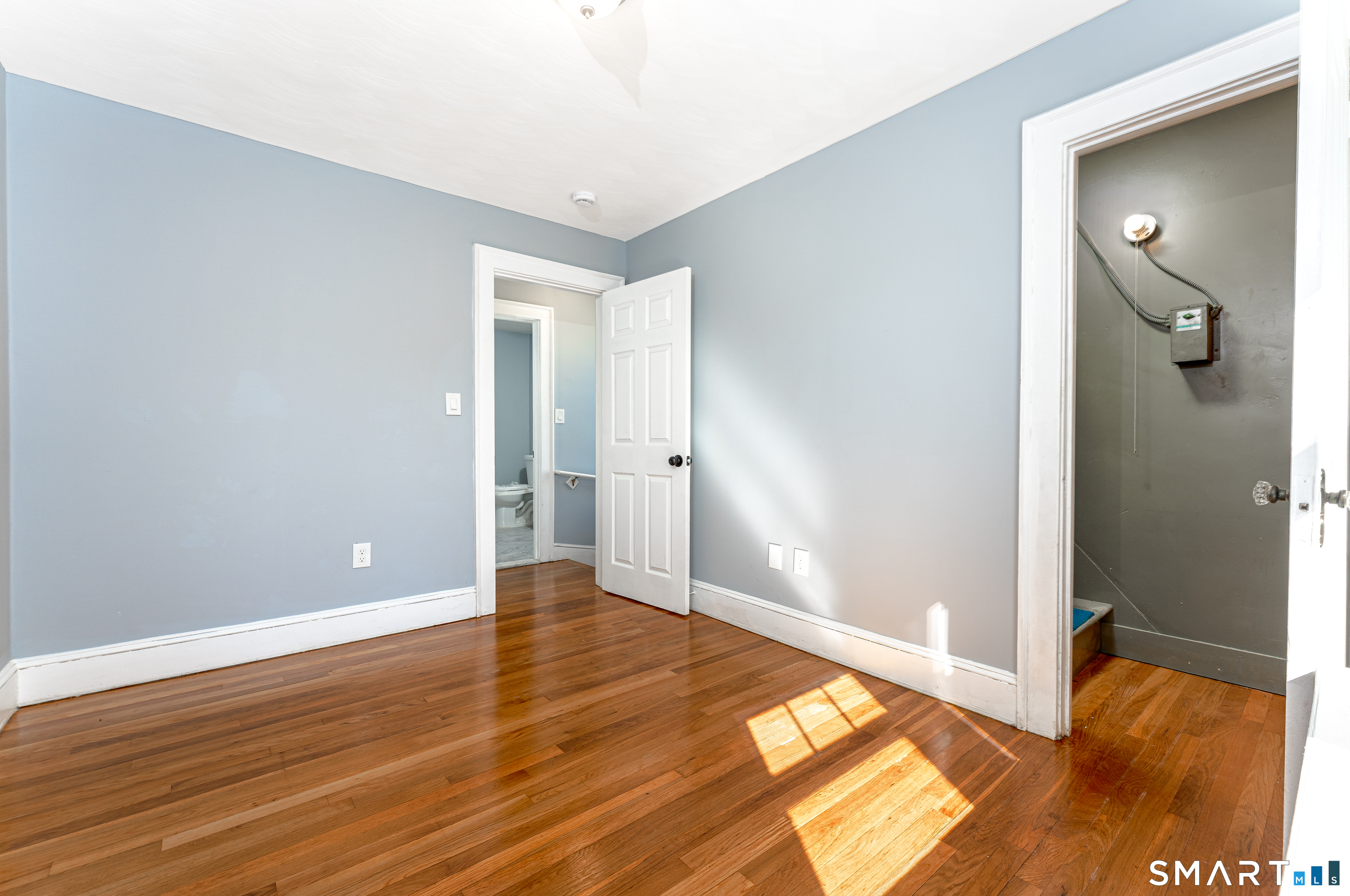 63 Robert Street Waterbury CT 06710