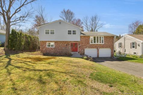 47 White Avenue Middlebury CT 06762
