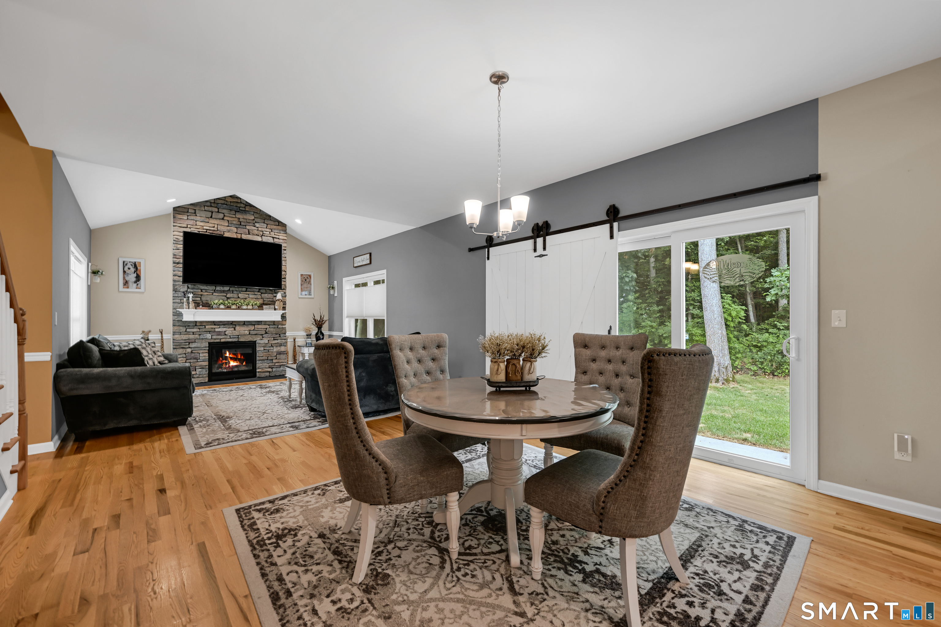 46 Old Oak Court Southington CT 06489