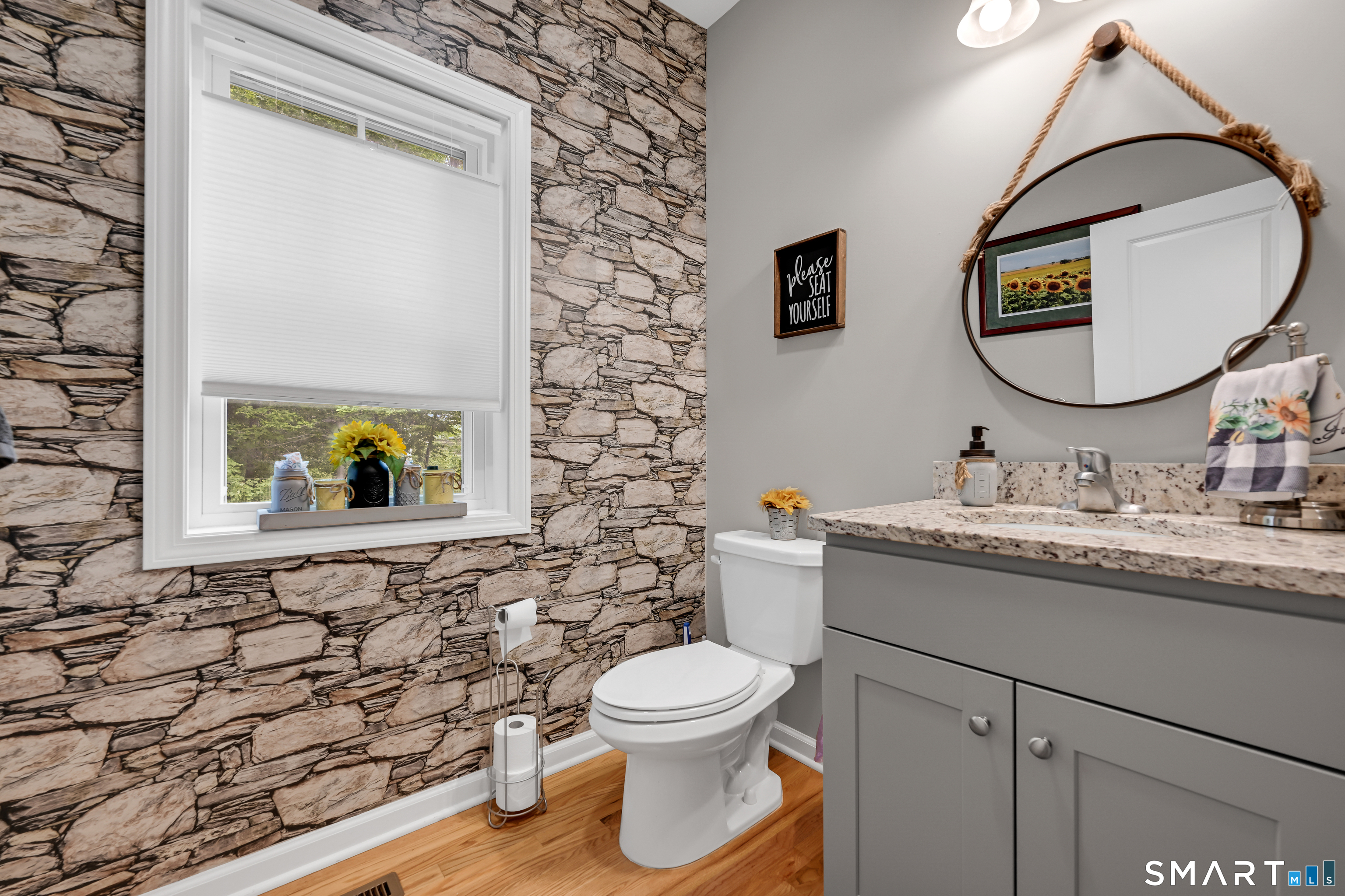 46 Old Oak Court Southington CT 06489