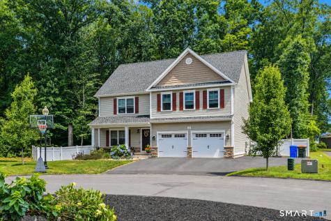 46 Old Oak Court Southington CT 06489
