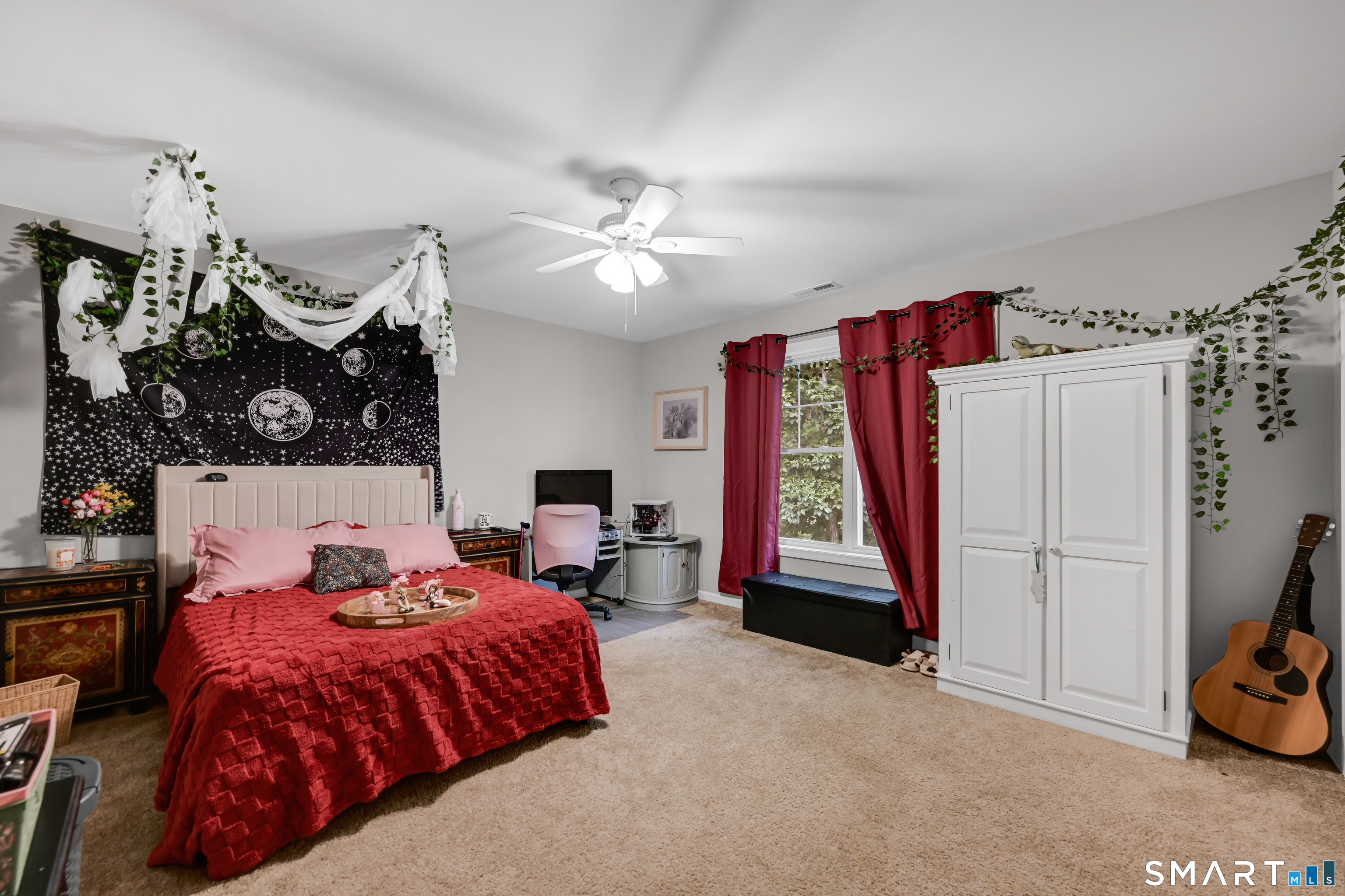 46 Old Oak Court Southington CT 06489