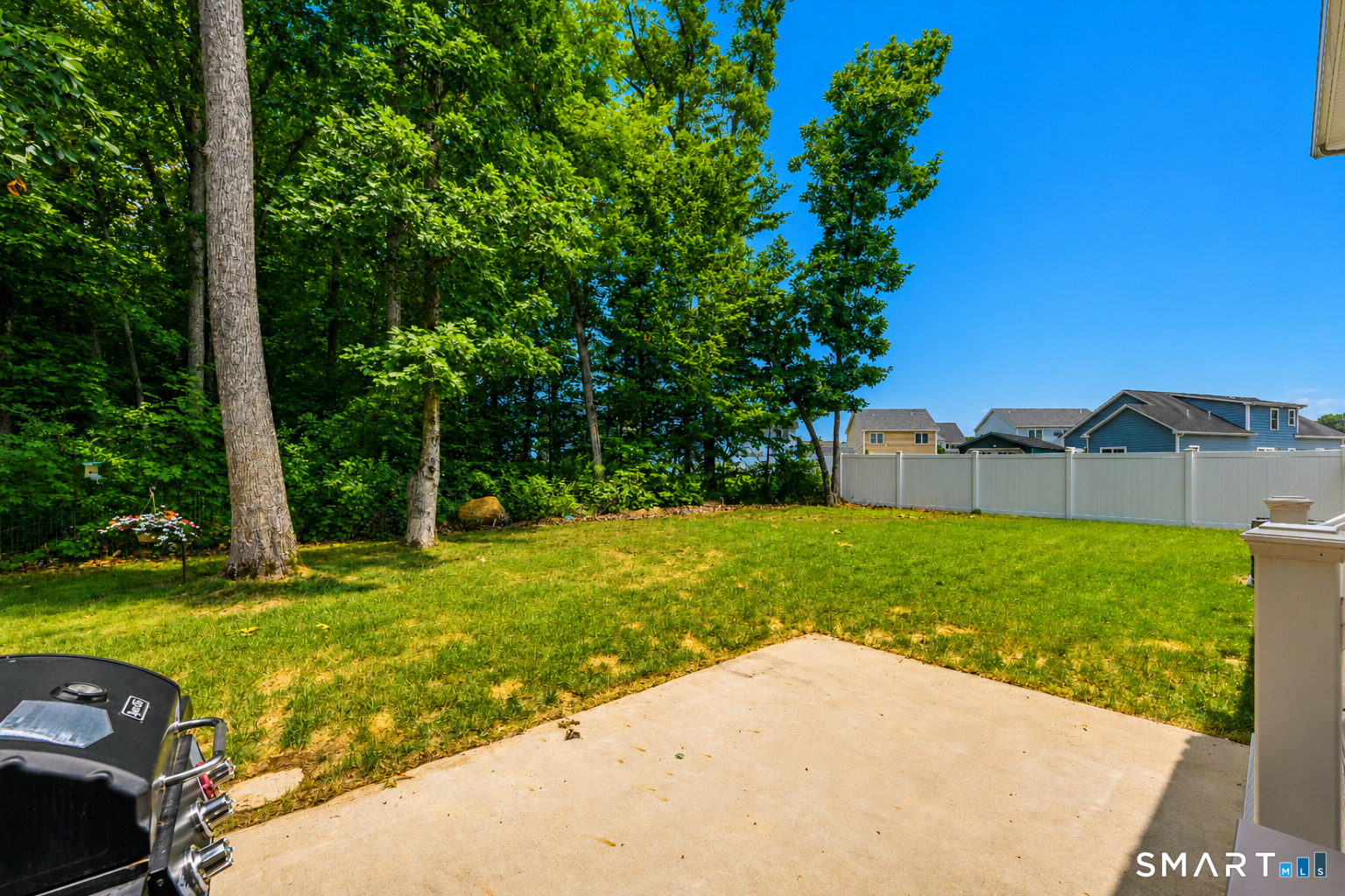 46 Old Oak Court Southington CT 06489