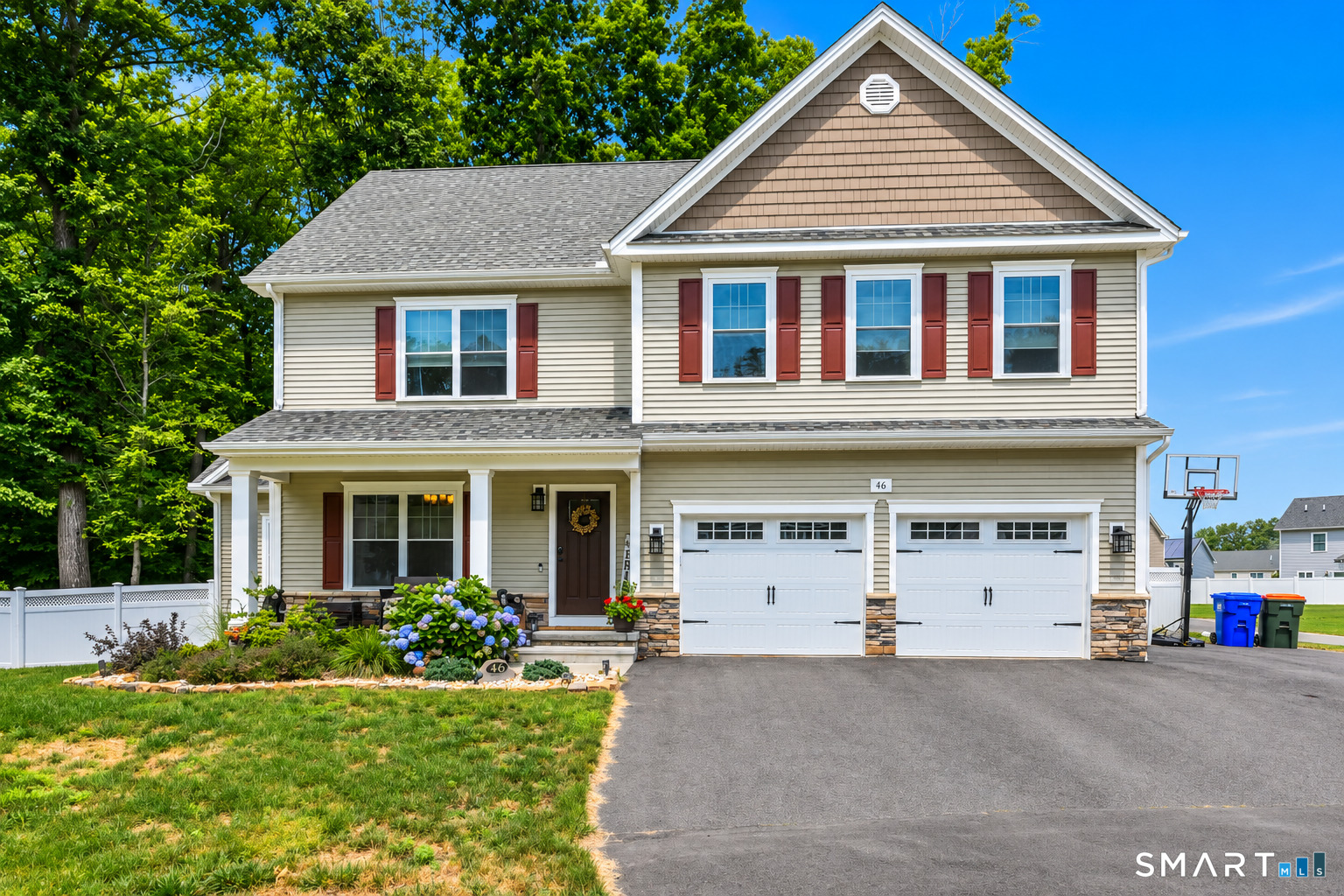 46 Old Oak Court Southington CT 06489