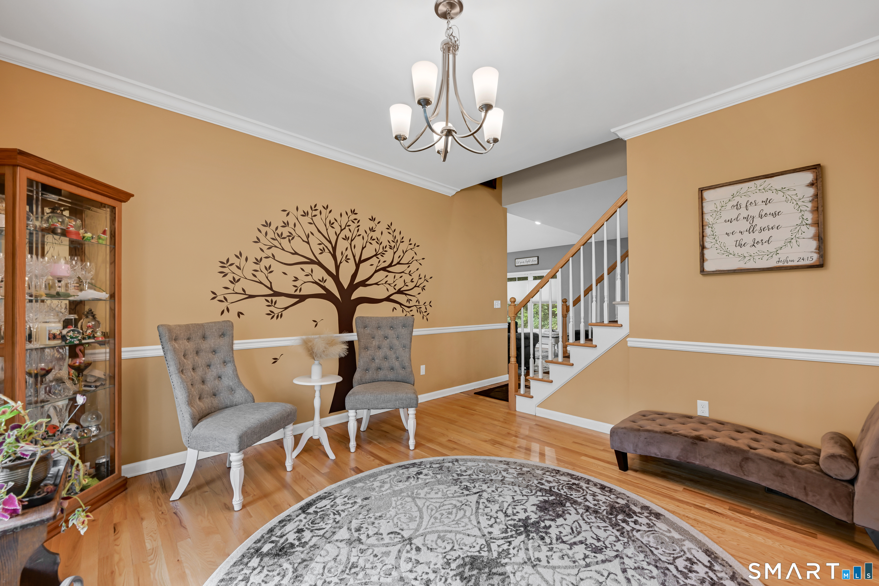 46 Old Oak Court Southington CT 06489