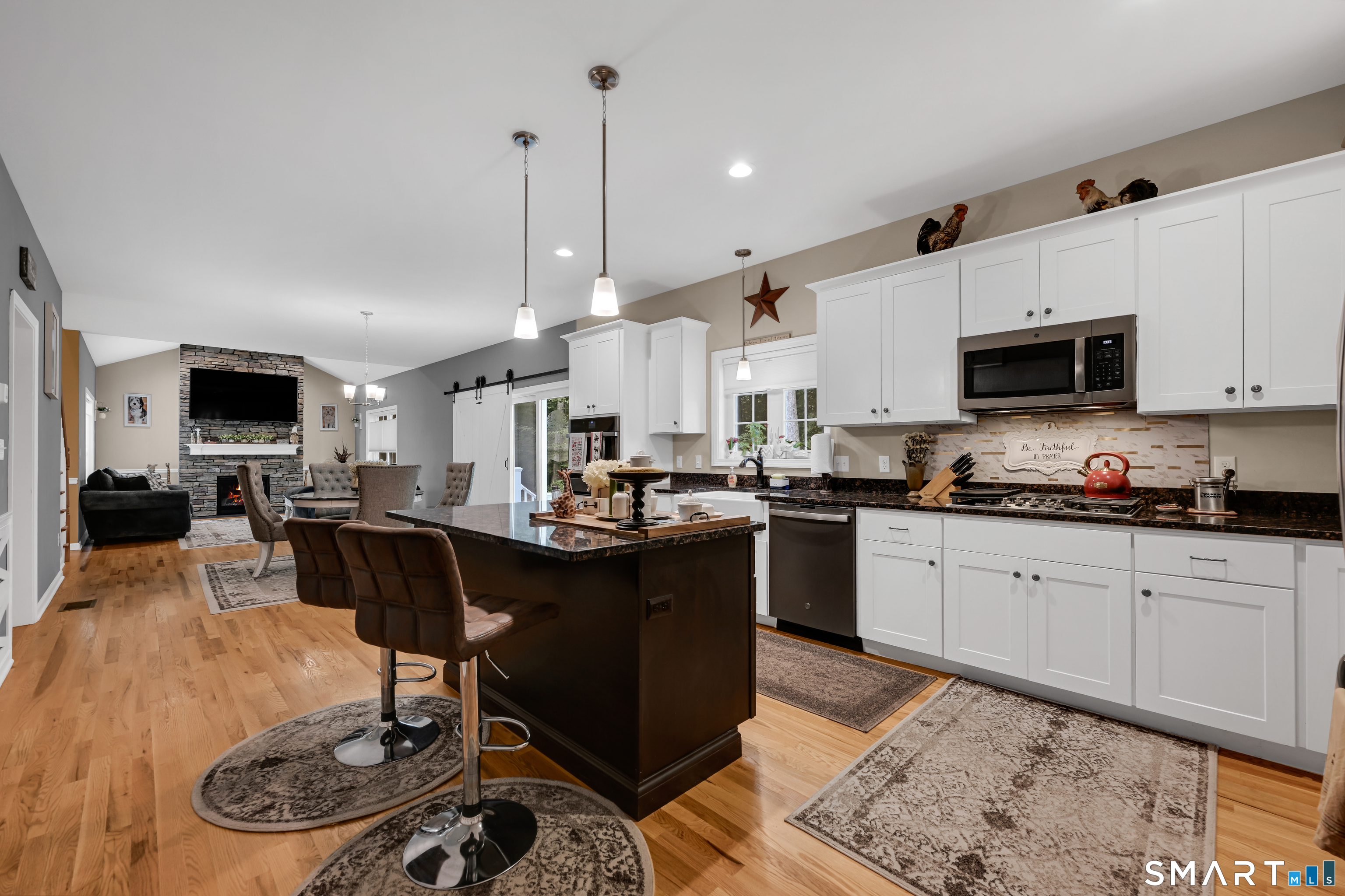 46 Old Oak Court Southington CT 06489