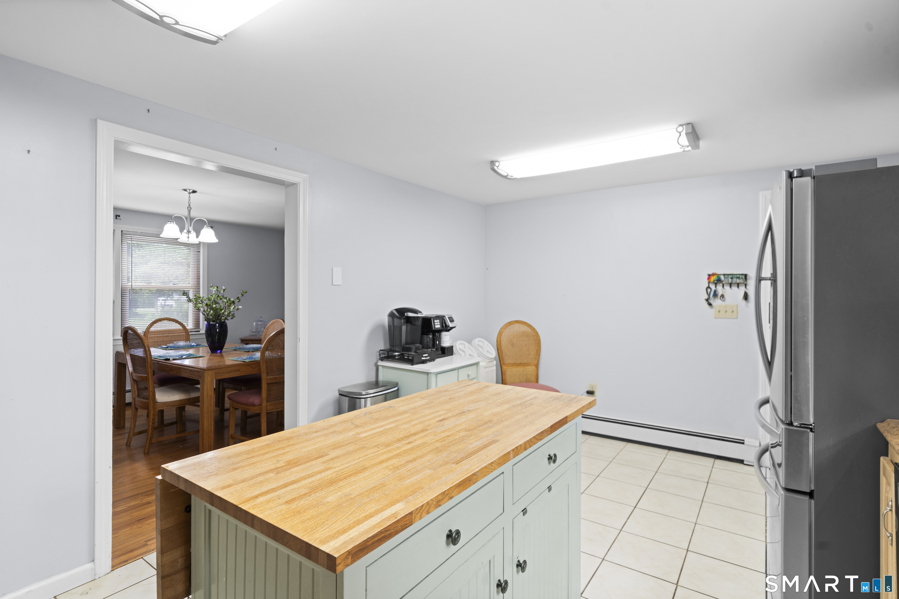 22 Cleveland Street Enfield CT 06082