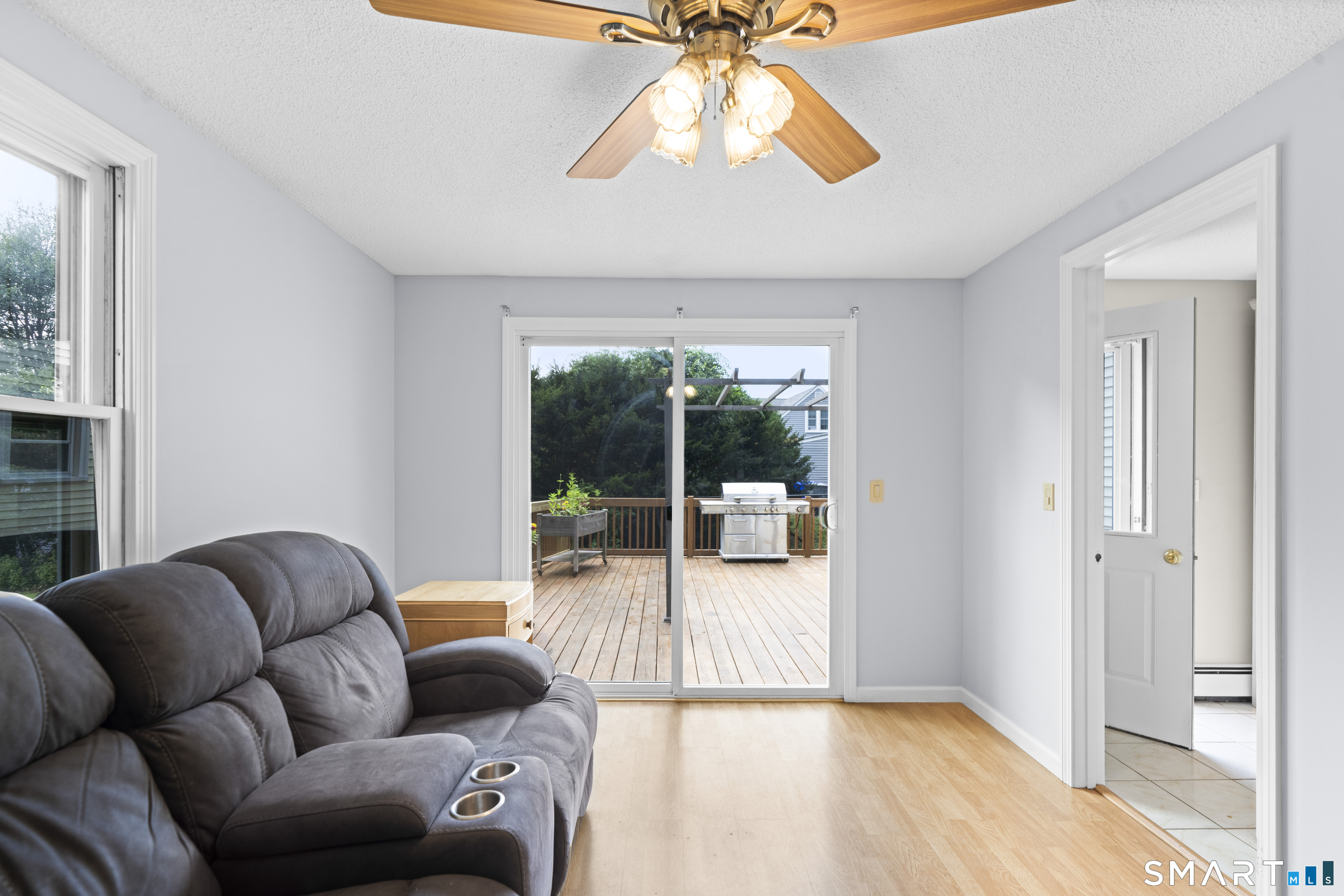 22 Cleveland Street Enfield CT 06082