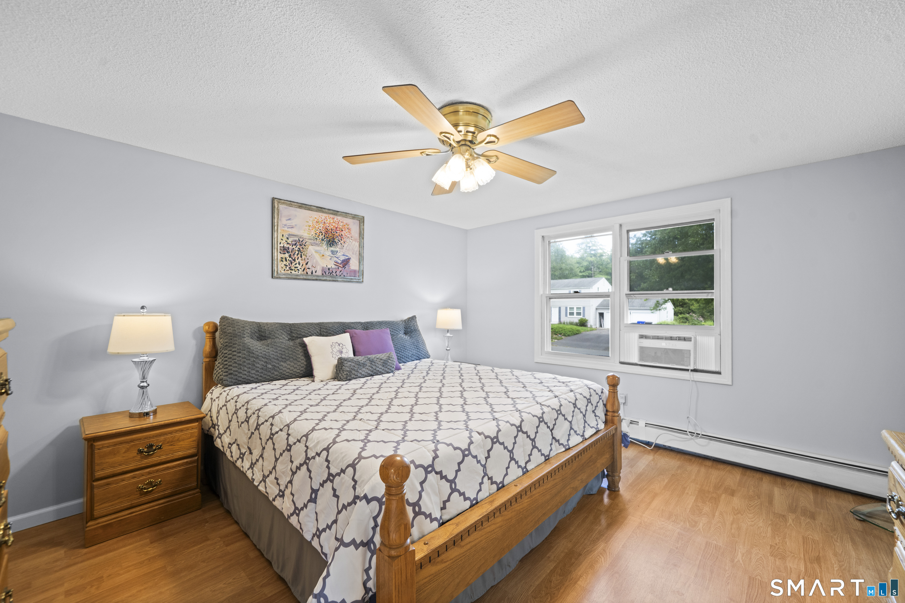 22 Cleveland Street Enfield CT 06082