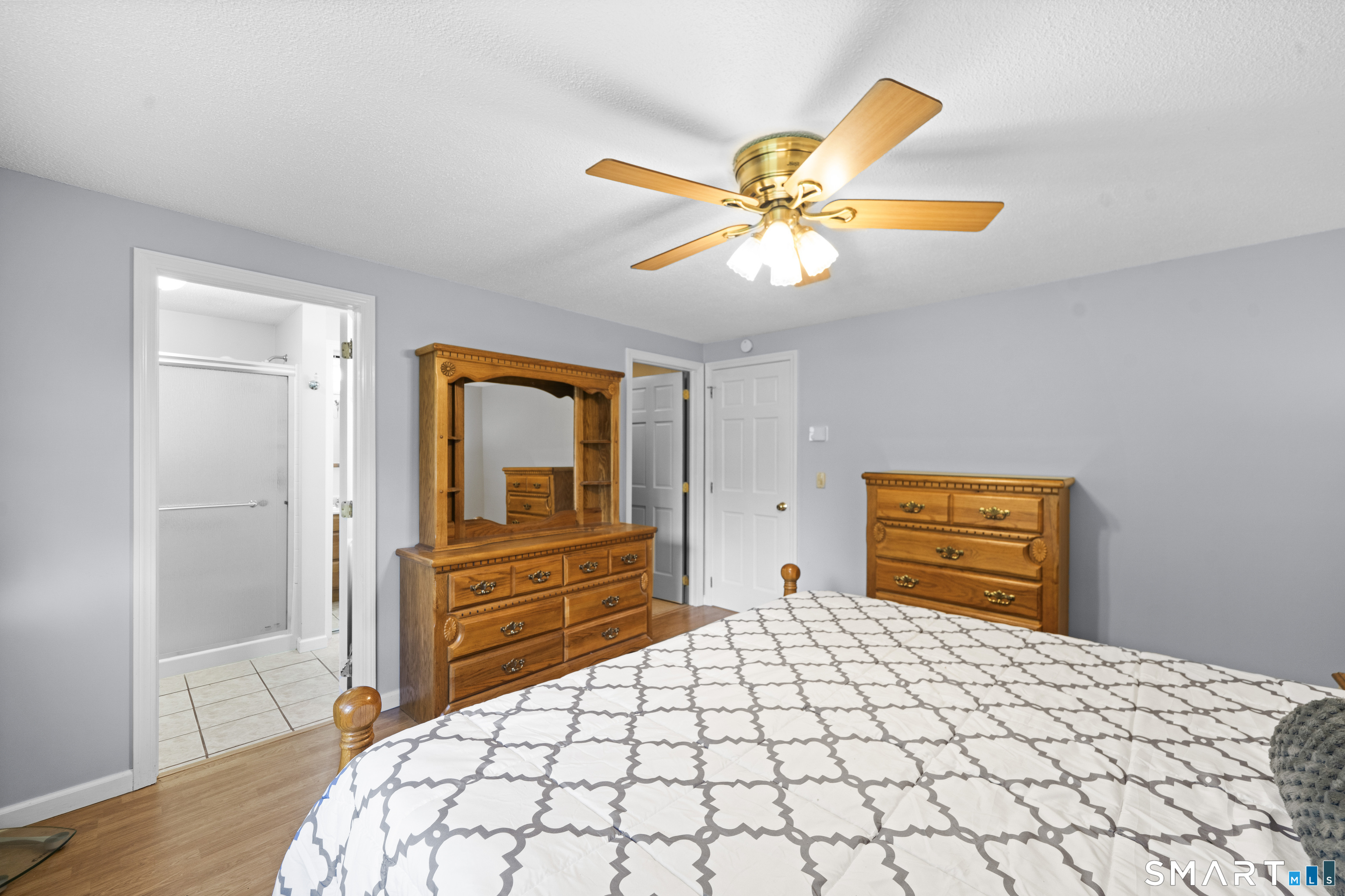 22 Cleveland Street Enfield CT 06082