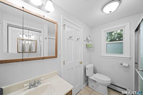 22 Cleveland Street Enfield CT 06082