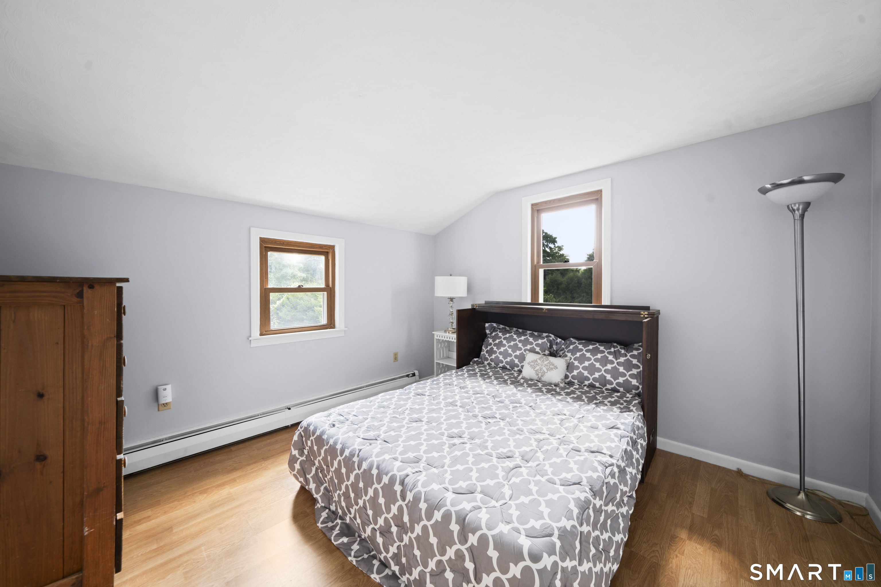 22 Cleveland Street Enfield CT 06082