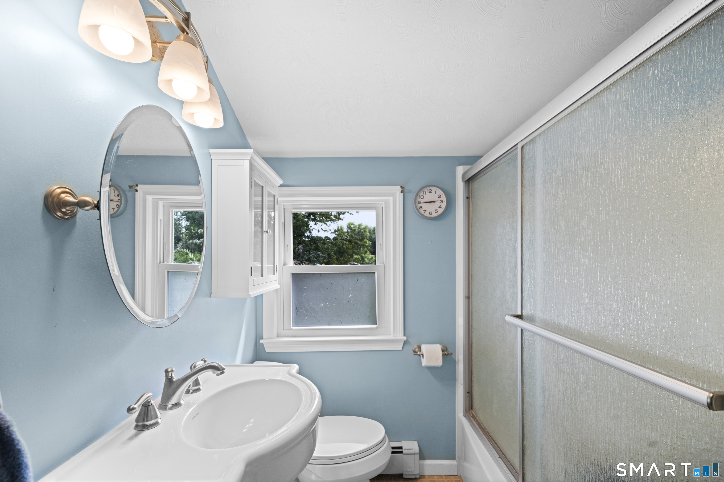 22 Cleveland Street Enfield CT 06082