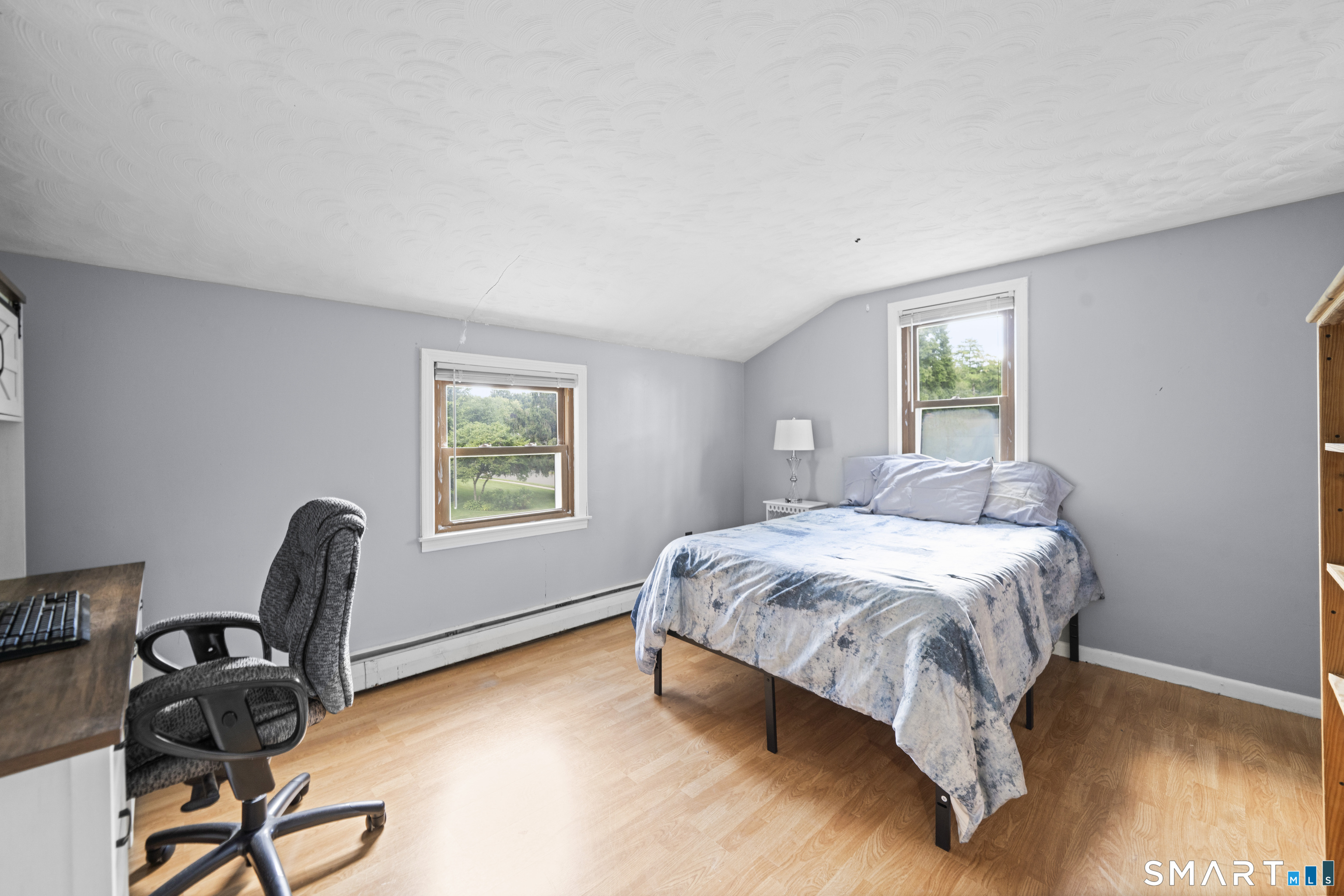 22 Cleveland Street Enfield CT 06082