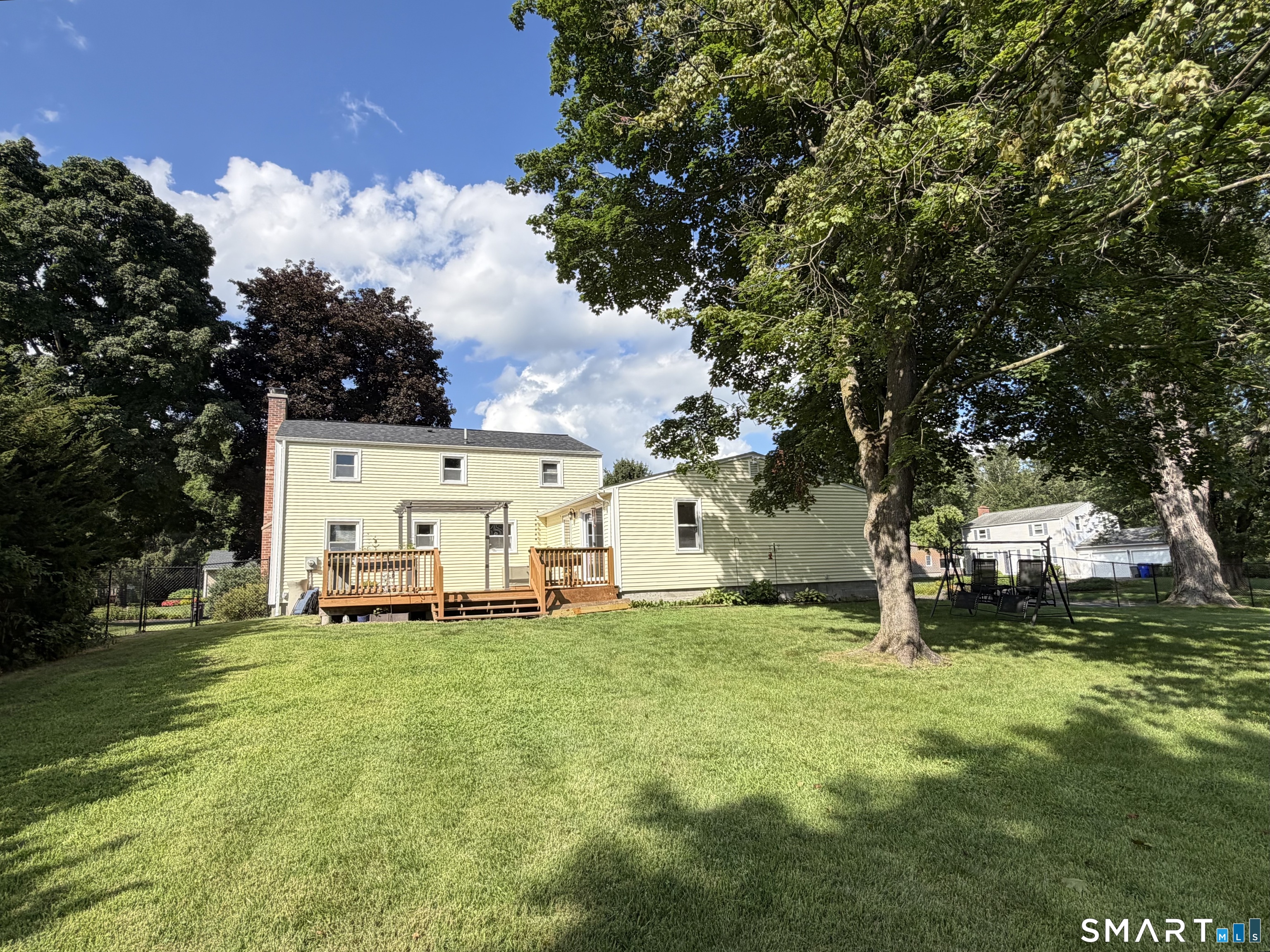 22 Cleveland Street Enfield CT 06082