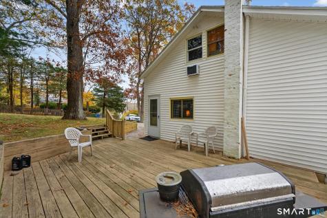 15 Hazen Street Chester CT 06412