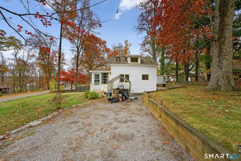 15 Hazen Street Chester CT 06412