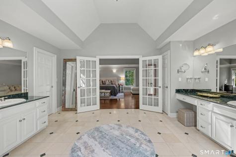 443 Brambley Hedge Circle Fairfield CT 06824