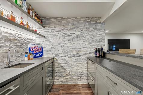 443 Brambley Hedge Circle Fairfield CT 06824