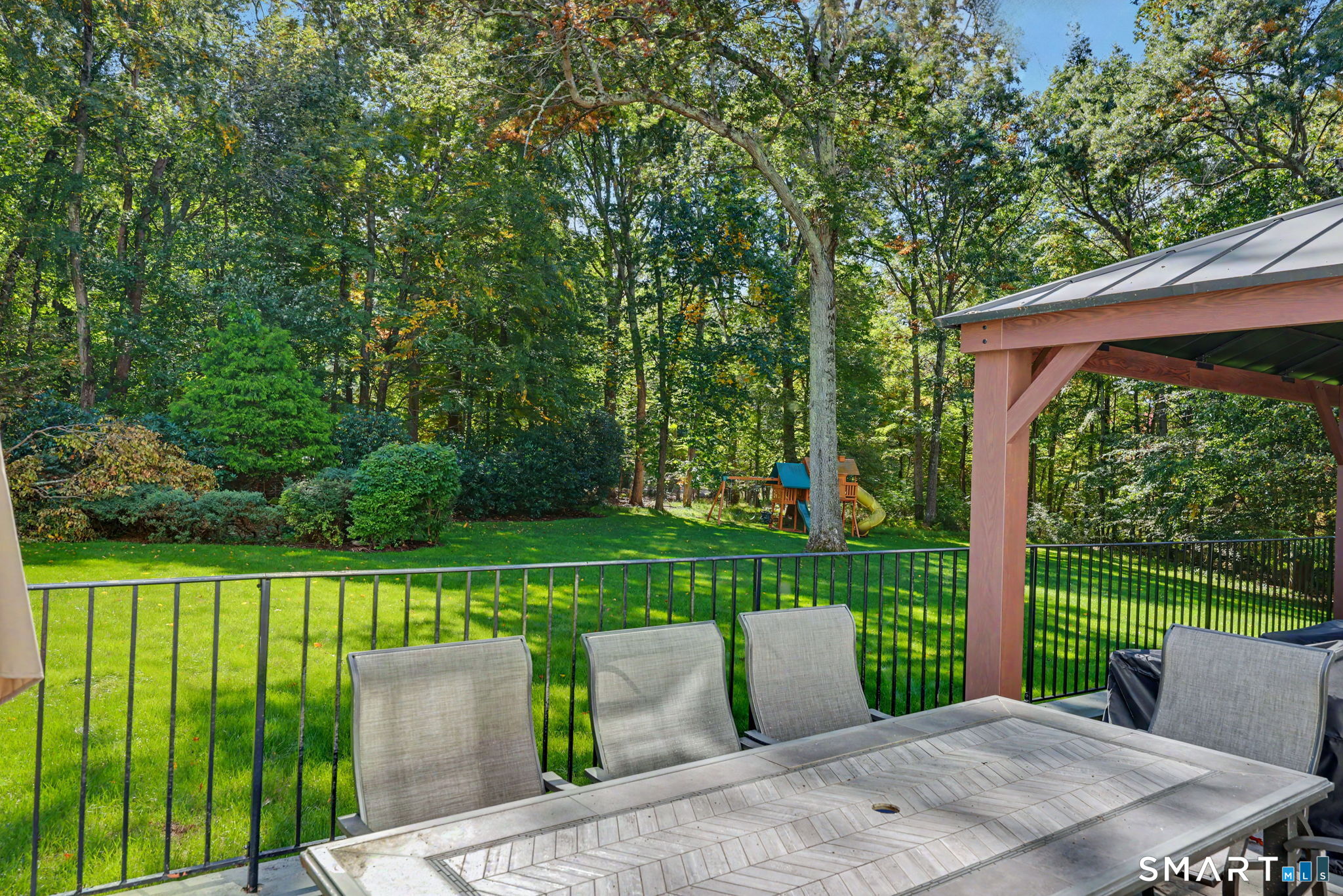 443 Brambley Hedge Circle Fairfield CT 06824