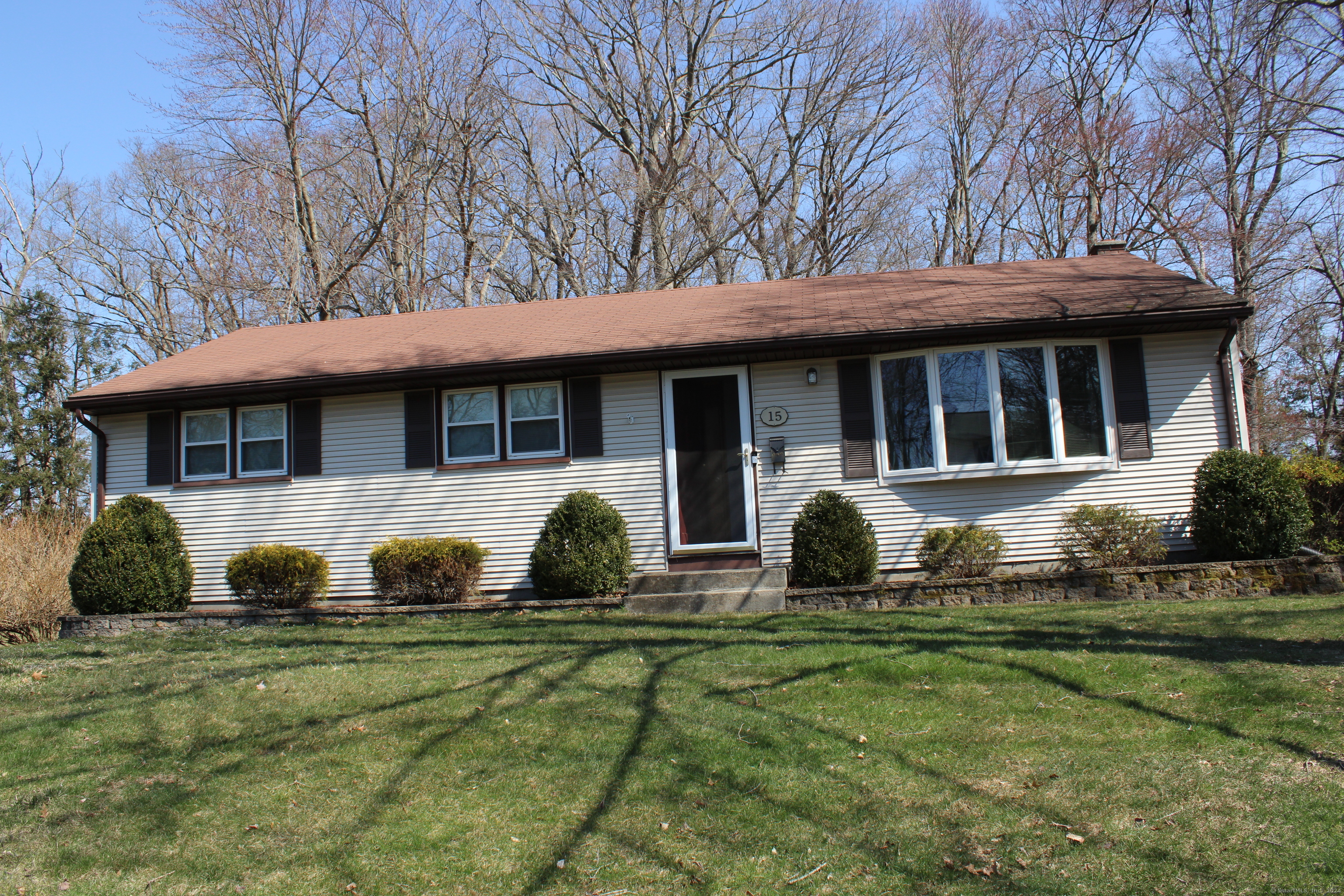 15 Rosanne Street Enfield CT 06082