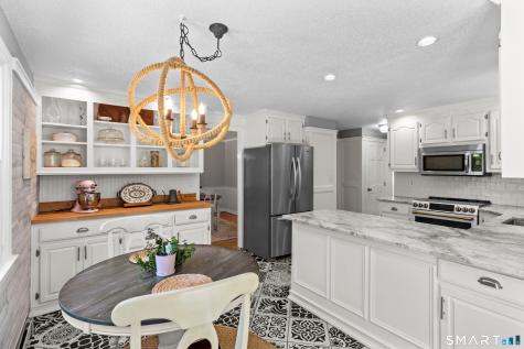 139 Craigemore Circle Avon CT 06001