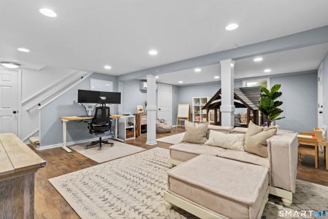 139 Craigemore Circle Avon CT 06001