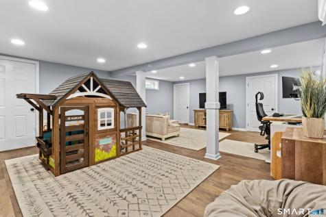 139 Craigemore Circle Avon CT 06001