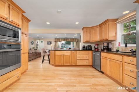 16 Raymond Place Cromwell CT 06416