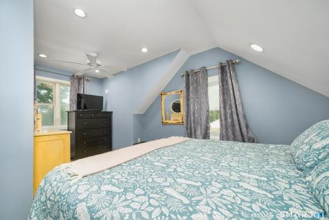 16 Raymond Place Cromwell CT 06416