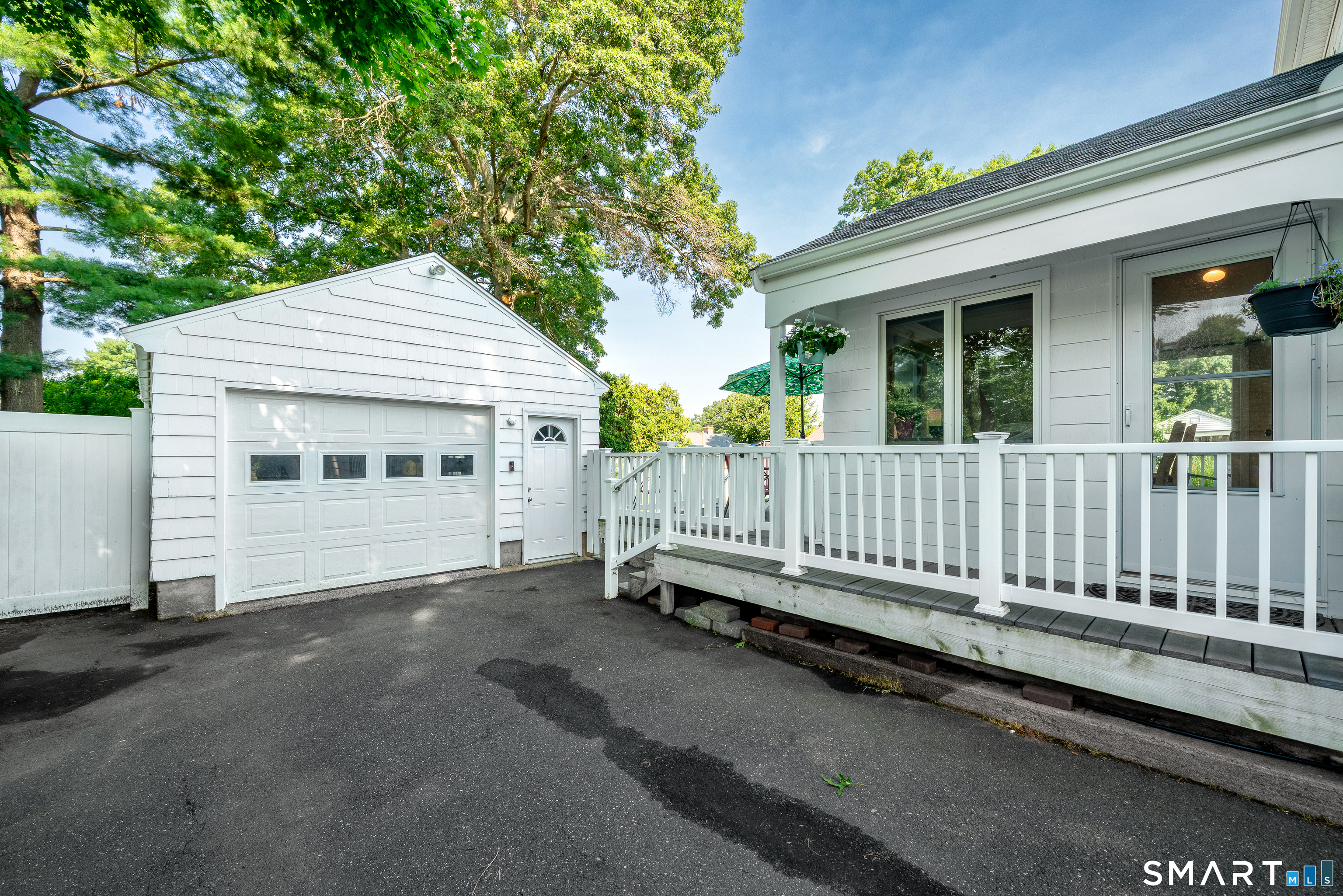 16 Raymond Place Cromwell CT 06416