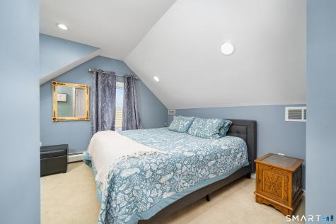 16 Raymond Place Cromwell CT 06416
