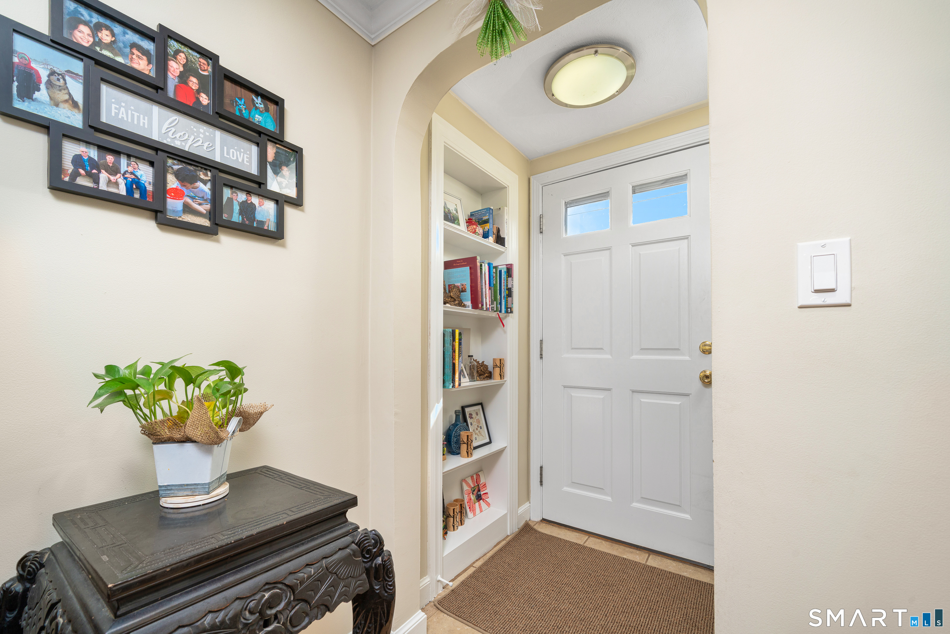 16 Raymond Place Cromwell CT 06416