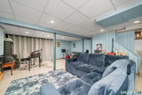 16 Raymond Place Cromwell CT 06416