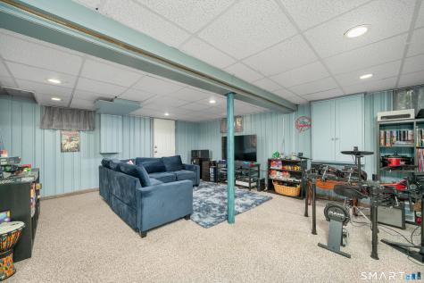 16 Raymond Place Cromwell CT 06416